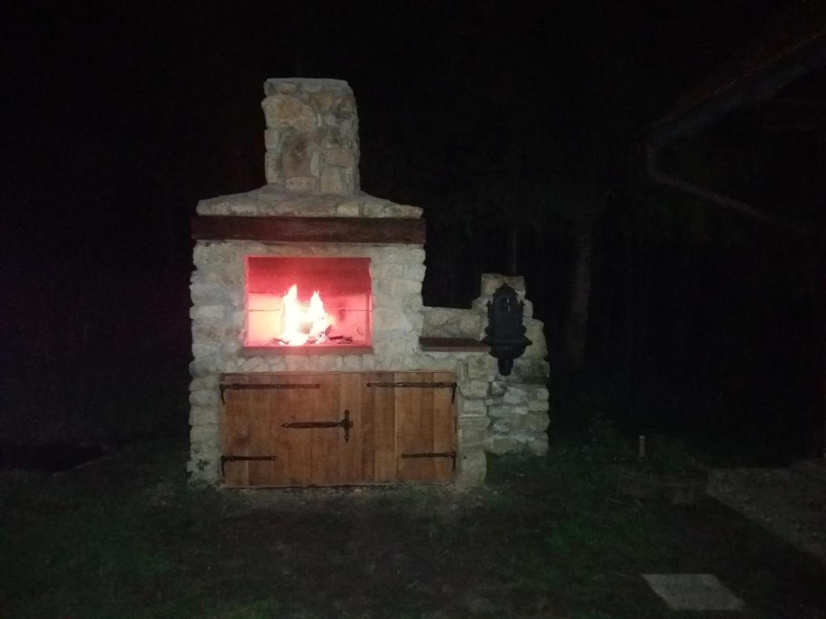 Holiday House Apartment Voukov Mlin Smarje pri Jelsah Екстериор снимка